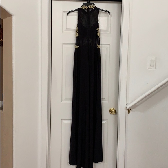 Formal Dress - Picture 3 of 3